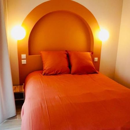 Le Bel Iris - Acces Direct Plage Apartment Châtelaillon-Plage Екстериор снимка