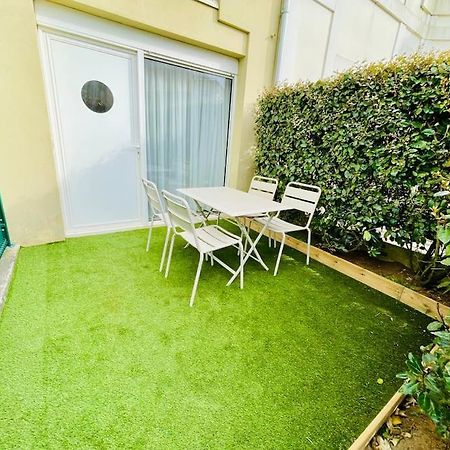 Le Bel Iris - Acces Direct Plage Apartment Châtelaillon-Plage Екстериор снимка