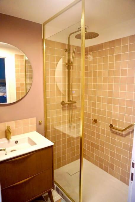 Le Bel Iris - Acces Direct Plage Apartment Châtelaillon-Plage Екстериор снимка