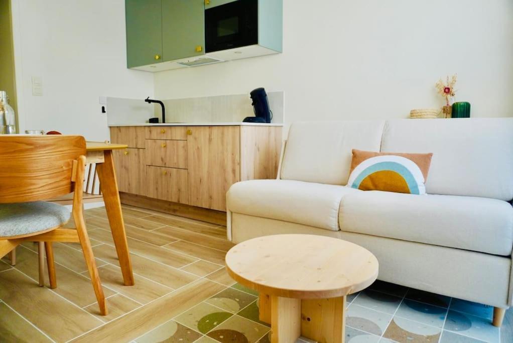 Le Bel Iris - Acces Direct Plage Apartment Châtelaillon-Plage Екстериор снимка