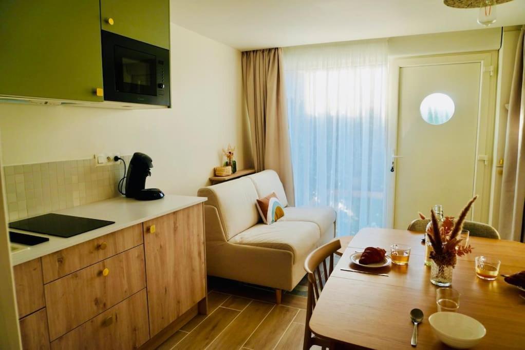 Le Bel Iris - Acces Direct Plage Apartment Châtelaillon-Plage Екстериор снимка